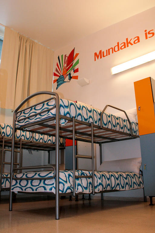 Mundaka Hostel & Sports Cafe Exterior foto